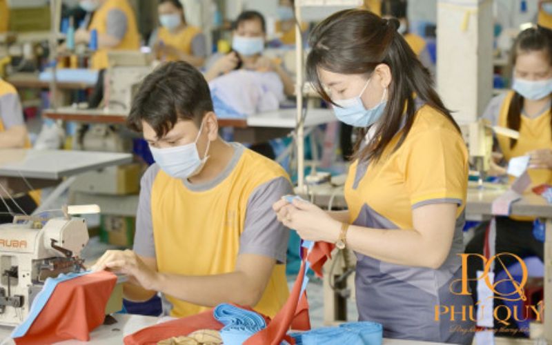 xưởng may đồng phục phú quý