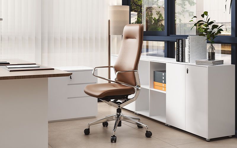 giá thành của ghế giám đốc và ghế văn phòng