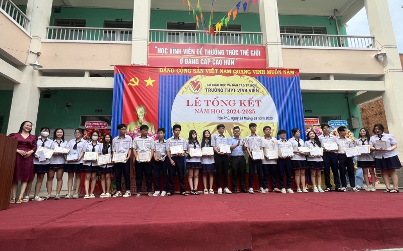 Trường THPT Vĩnh Viễn